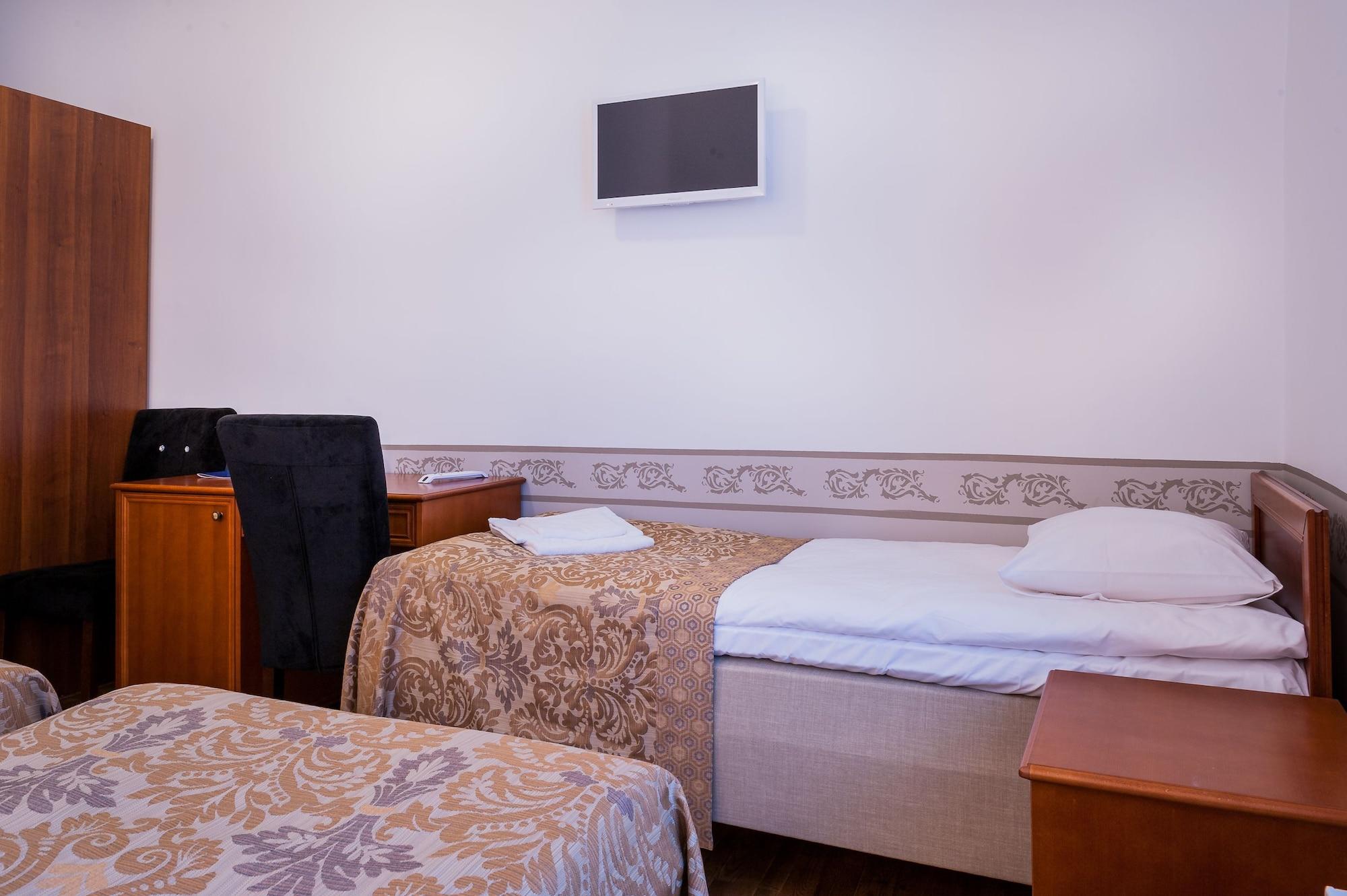 Hotel Three Crowns Residents Reval Esterno foto