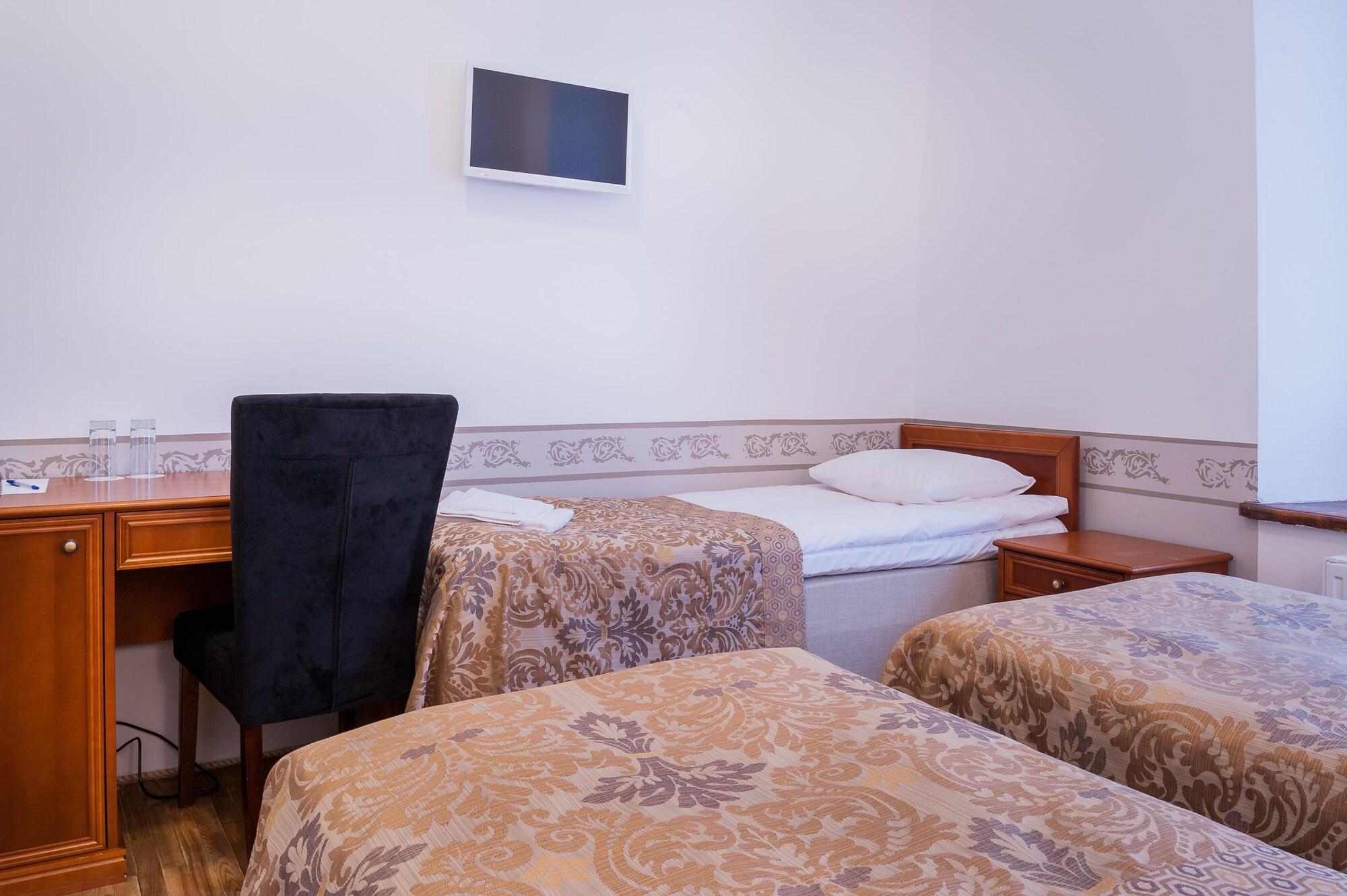 Hotel Three Crowns Residents Reval Esterno foto