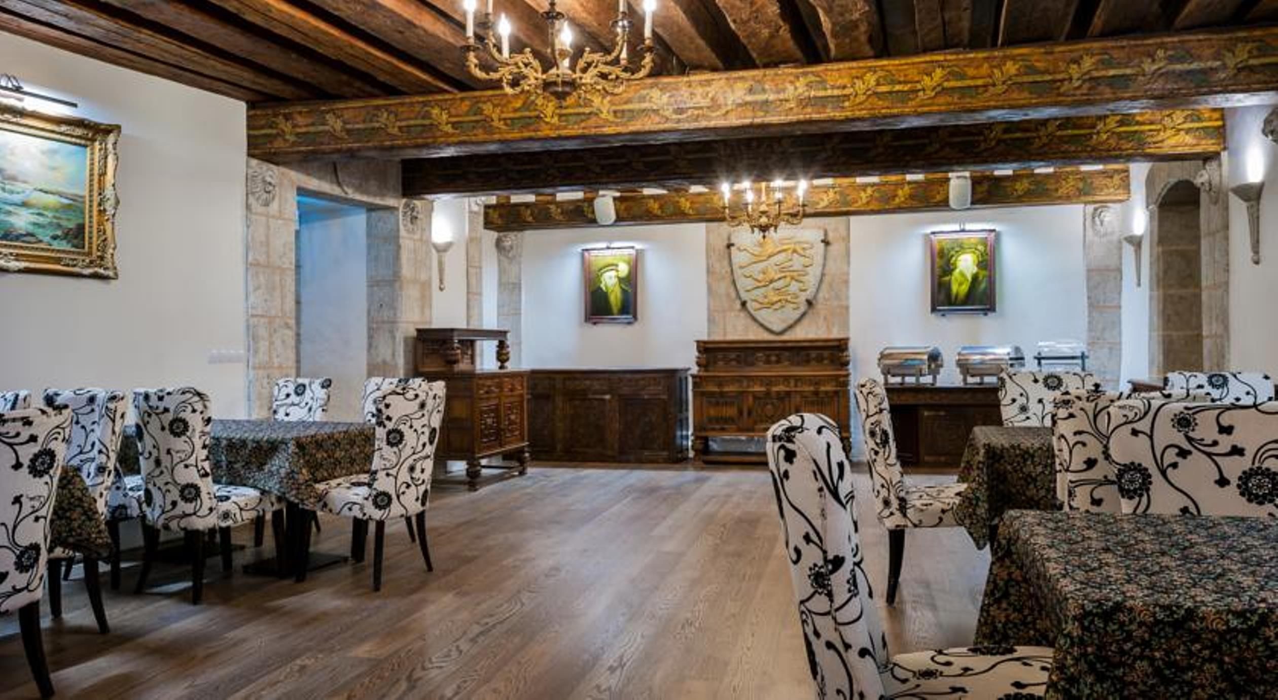Hotel Three Crowns Residents Reval Esterno foto
