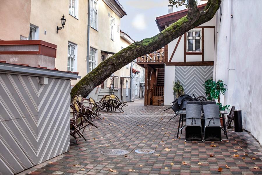 Hotel Three Crowns Residents Reval Esterno foto