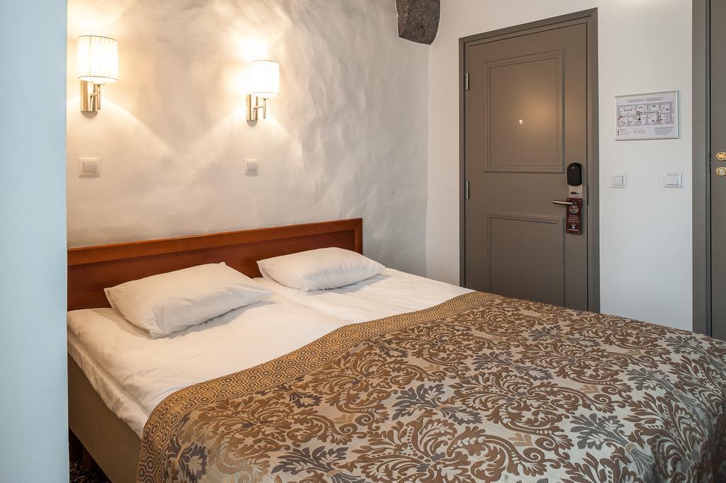 Hotel Three Crowns Residents Reval Esterno foto