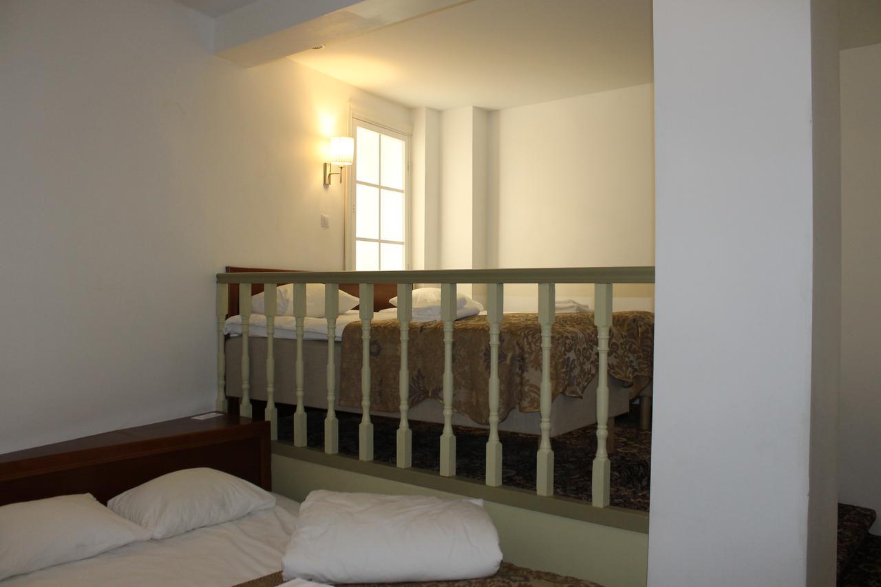 Hotel Three Crowns Residents Reval Esterno foto