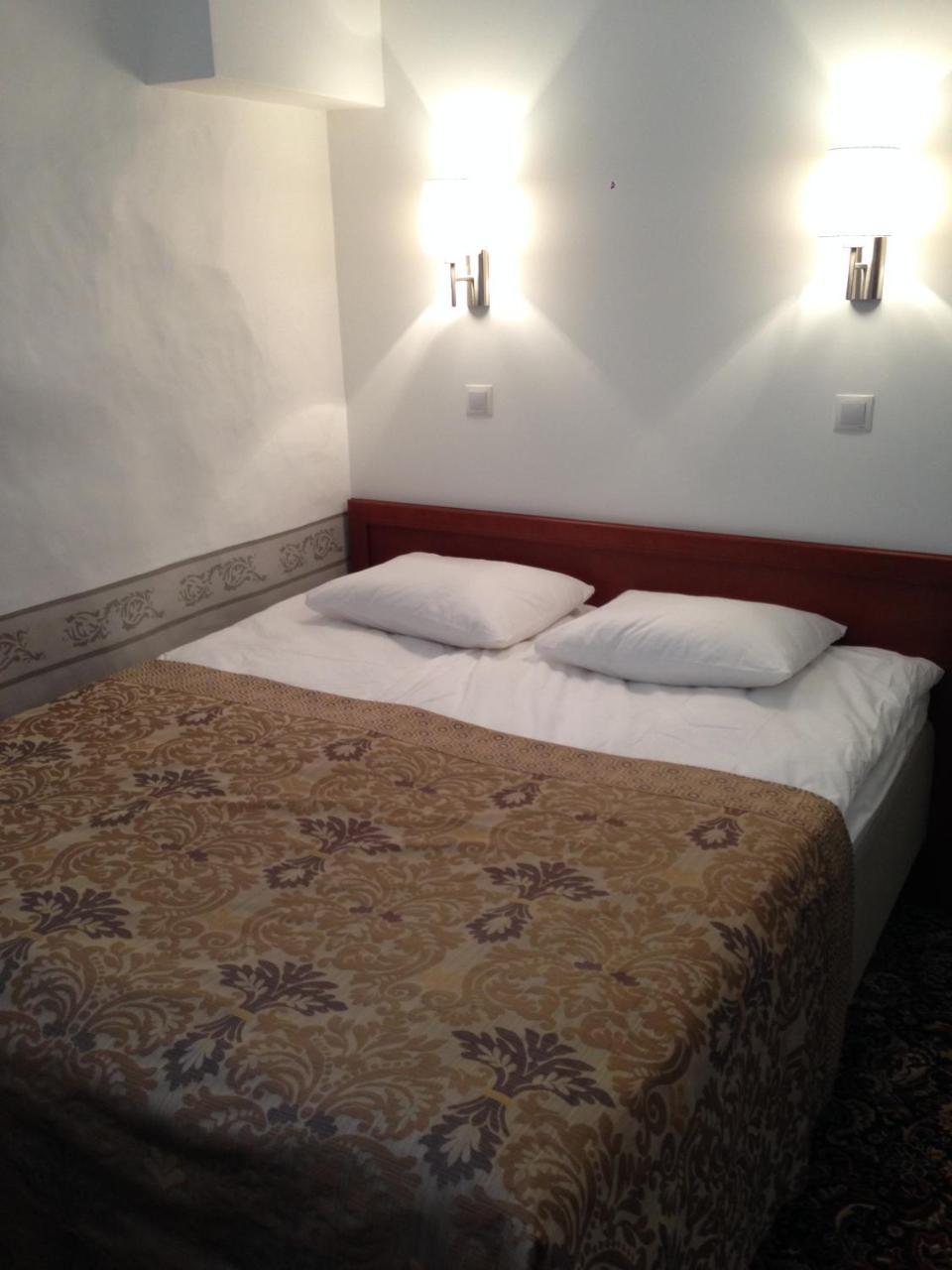 Hotel Three Crowns Residents Reval Esterno foto